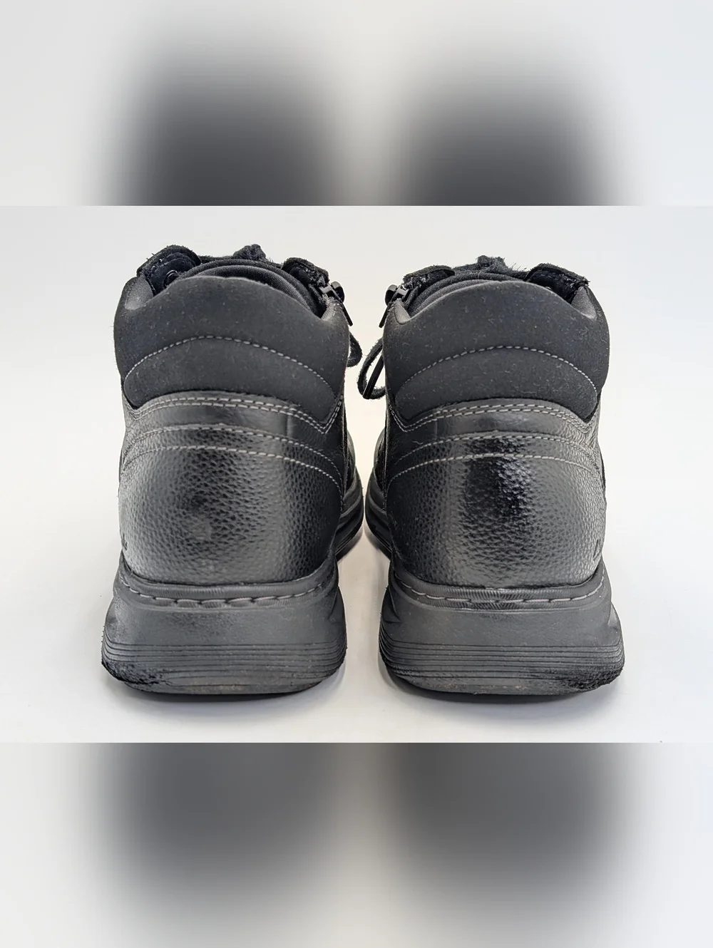 Clarks Ultimate Comfort Boots Size 11.5 Men Black Leather With Easy Side Zipper